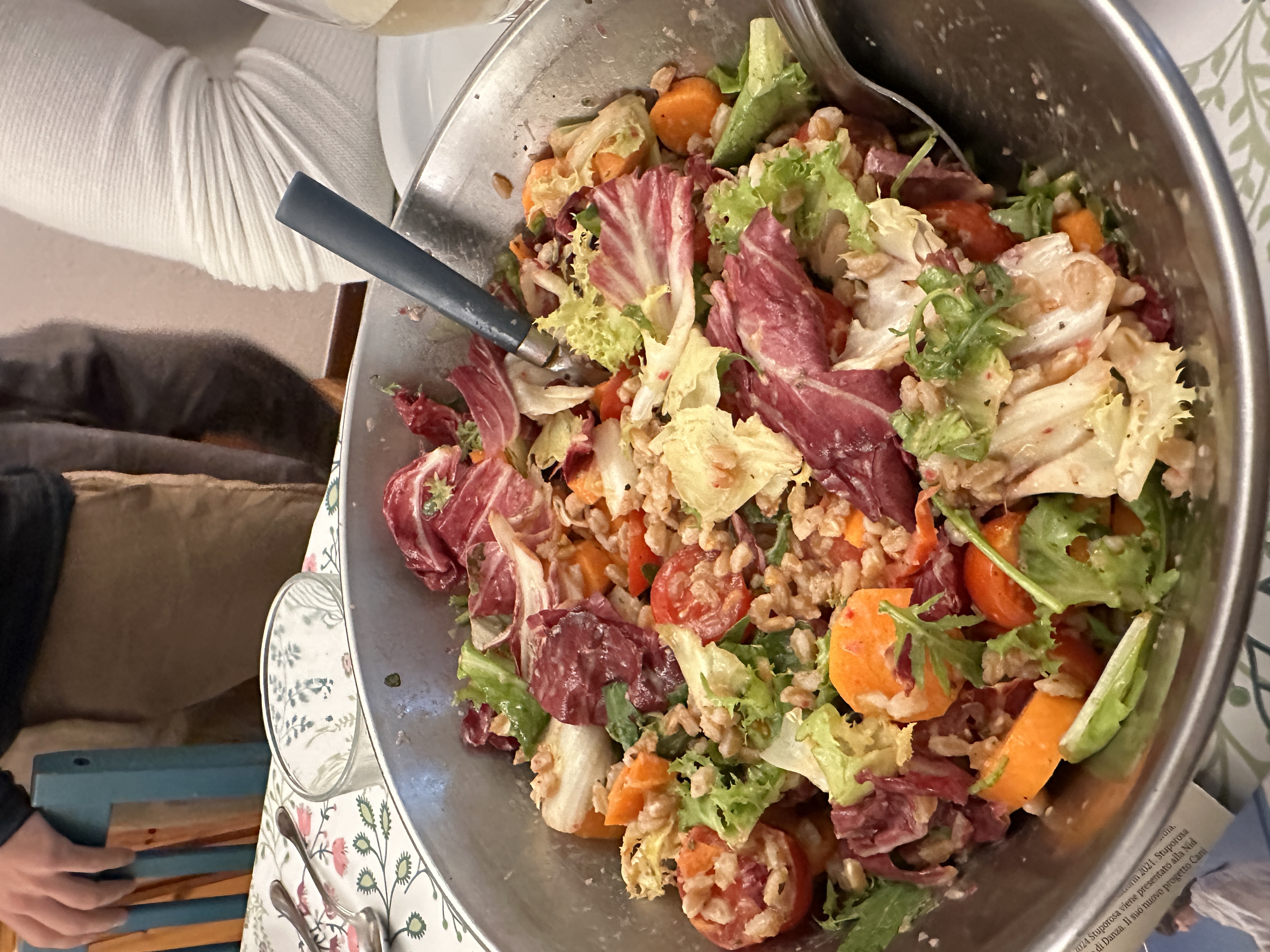 Fresh grain and vegetable salad